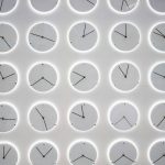 Modern Mantel Clock for Living Room: Style, Silence, and the Surprising Truth About Timepieces