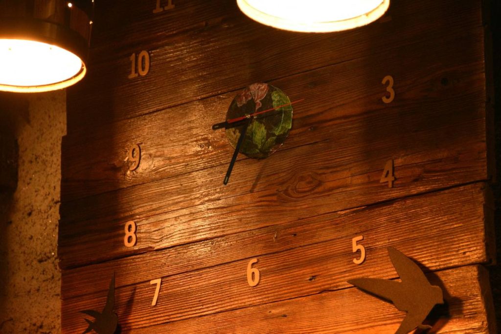 Outdoor Gear Mantel Clock What Make: Why Your Fireplace Shelf Deserves a Rugged Timepiece