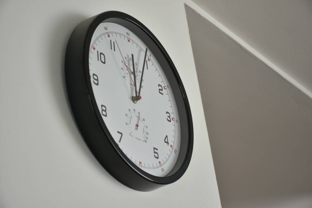Why Home Depot Mantel Clocks Are Secretly Perfect for Instant Style—And How to Pick the Right One
